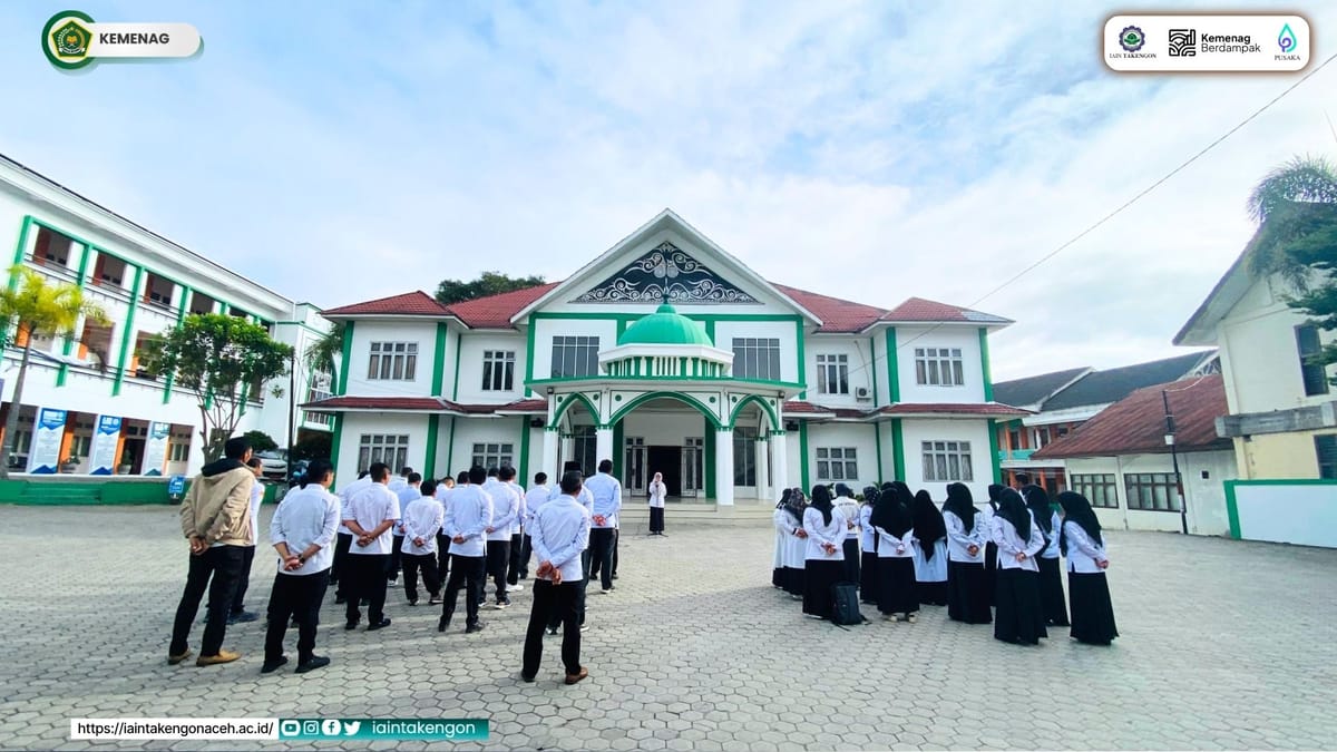 Kepala Biro AUAK Pimpin Apel Senin, Ajak Sivitas Akademika IAIN Takengon Perkuat Kompetensi dan Implementasi Nilai BerAKHLAK