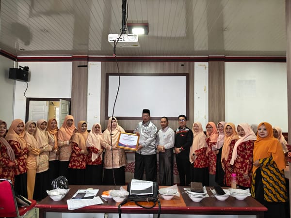 DWP IAIN Takengon Gelar Pertemuan Rutin dan Syukuran Penghargaan E-Reporting