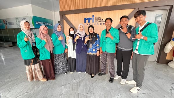Dari Kelas ke Studio: Mahasiswa KPI IAIN Takengon Field Study ke RRI