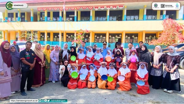 Mahasiswa PPL IAIN Takengon Latih Tari 17 Agustus di SDN 1 Linge, Disaksikan Bupati Aceh Tengah
