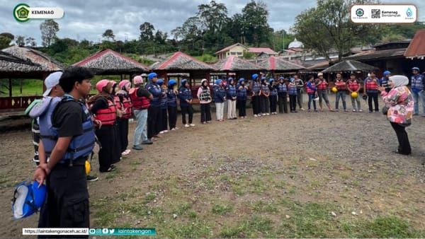 HIMATARA IAIN Takengon Bersihkan Sungai Peusangan, Dukung Kelestarian Wisata Arum Jeram